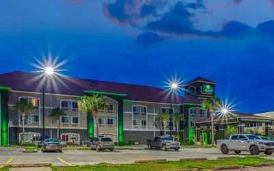 Photo 2 - La Quinta Inn & Suites by Wyndham Biloxi