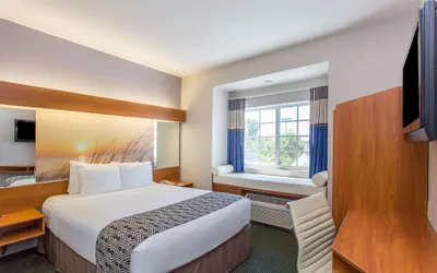 Photo 5 - Microtel Inn & Suites by Wyndham Port Charlotte/Punta Gorda