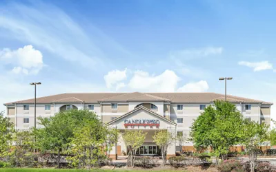 Photo 2 - Candlewood Suites Destin-Sandestin by IHG