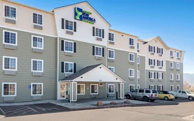 Photo 2 - Extended Stay America Select Suites - Colorado Springs - Airport