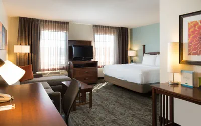 Photo 2 - Staybridge Suites Toledo - Maumee by IHG