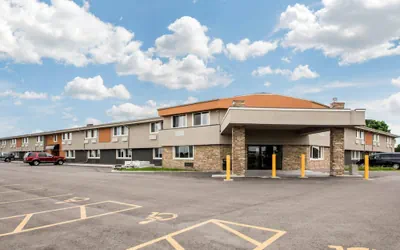 Photo 2 - Sleep Inn & Suites Madison West