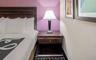 Photo 5 - La Quinta Inn & Suites by Wyndham Temecula