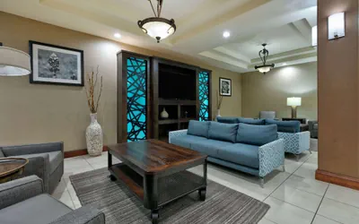 Photo 4 - Baymont Inn & Suites by Wyndham Glen Rose
