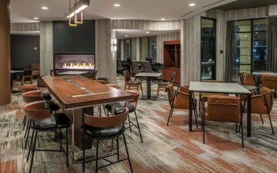 Photo 4 - Courtyard by Marriott Carson City