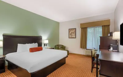 Photo 2 - Best Western Plus Hopewell Fort Lee