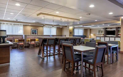 Photo 3 - Hampton Inn Norco-Corona-Eastvale