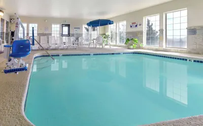 Photo 2 - Ramada by Wyndham Moses Lake