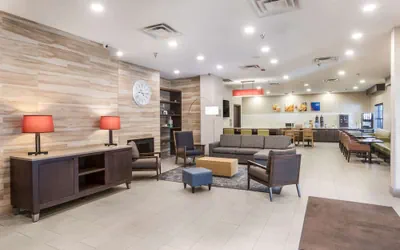 Photo 4 - Comfort Inn & Suites Fairburn - Atlanta Southwest