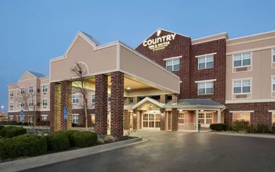 Photo 2 - Country Inn & Suites by Radisson, Kansas City at Village West, KS