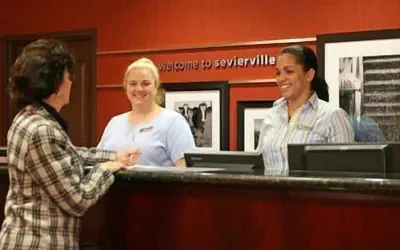 Photo 3 - Hampton Inn & Suites Sevierville @ Stadium Drive