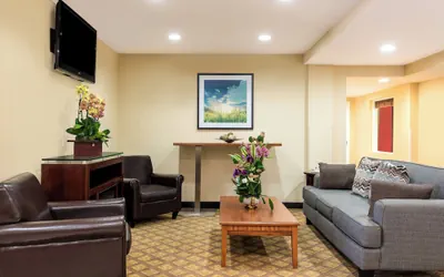 Candlewood Suites LAX Hawthorne by IHG