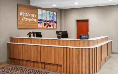 Photo 4 - Hampton Inn & Suites National Harbor - Alexandria Area