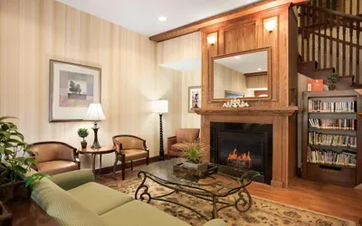 Photo 4 - Country Inn & Suites by Radisson, Ithaca, NY