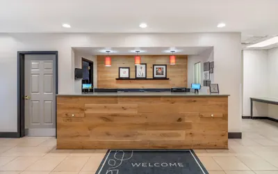 Photo 4 - Country Inn & Suites by Radisson, Petersburg, VA