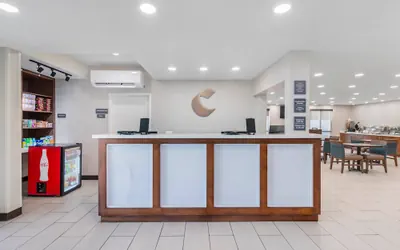 Photo 4 - Comfort Inn & Suites Brunswick I-95