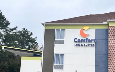 Comfort Inn & Suites Brunswick I-95
