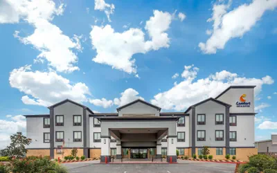 Photo 2 - Comfort Inn & Suites Schulenburg