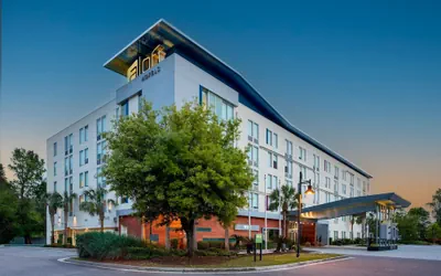 Photo 2 - Aloft by Marriott Charleston Airport & Convention Center