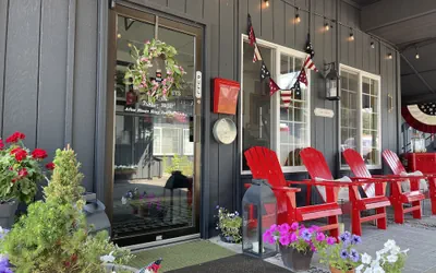 Photo 2 - Chalet Motel Whitefish