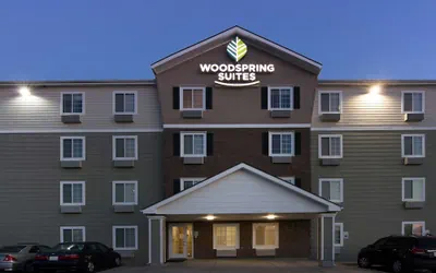 Photo 2 - WoodSpring Suites Kansas City Mission