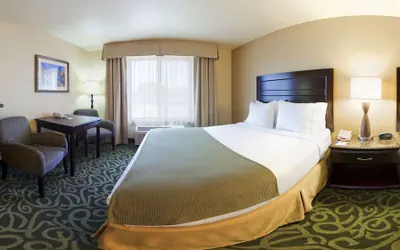 Photo 5 - Holiday Inn Express Hotel & Suites Atascadero by IHG