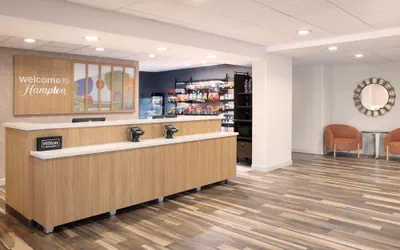 Photo 3 - Hampton Inn & Suites Berkshires-Lenox