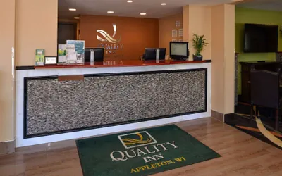 Photo 4 - Quality Inn Appleton West