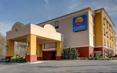 Comfort Inn & Suites Clinton - Jackson West