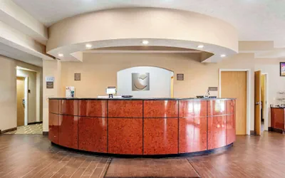 Photo 3 - Comfort Suites Merrillville near US 30