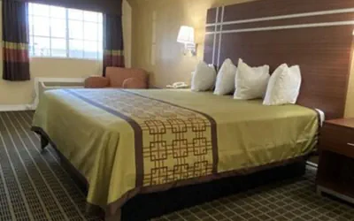 Photo 2 - Americas Best Value Inn Azusa Pasadena