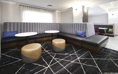 Photo 4 - Hampton Inn Bryant