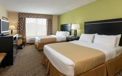 Photo 4 - Holiday Inn Statesboro-University Area by IHG