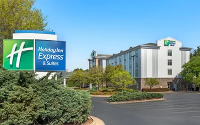 Holiday Inn Express Hotel & Suites Phenix City - Columbus by IHG