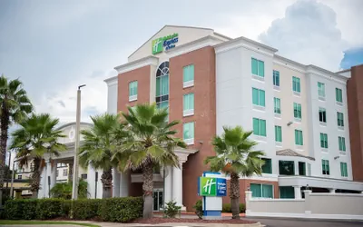 Holiday Inn Express & Suites Chaffee-Jacksonville West by IHG