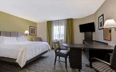 Photo 2 - Candlewood Suites Indianapolis - South by IHG