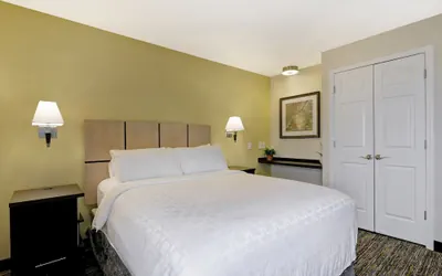 Photo 4 - Candlewood Suites Indianapolis - South by IHG