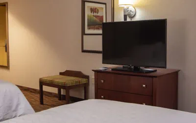 Photo 3 - Holiday Inn Express Yreka-Shasta Area by IHG