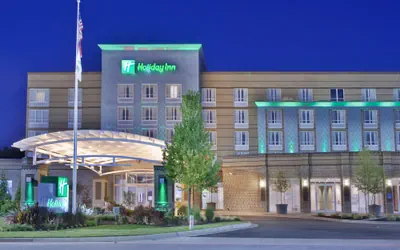 Photo 2 - Holiday Inn Macon North by IHG