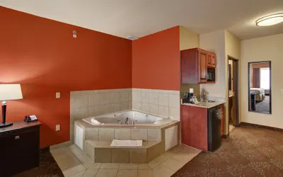 Photo 3 - Holiday Inn Express & Suites Altus by IHG