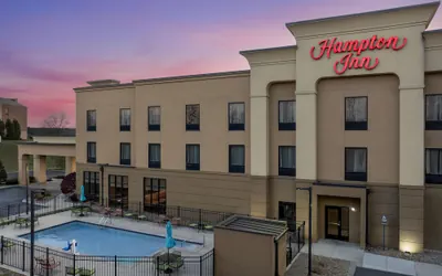 Photo 2 - Hampton Inn Crossville