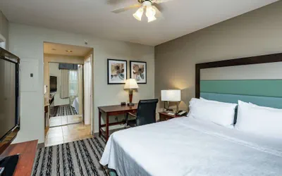 Photo 5 - Homewood Suites by Hilton Portland