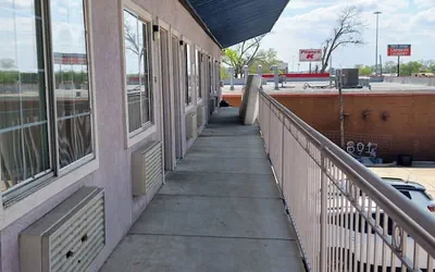 Photo 3 - Executive Inn & Suites San Marcos, TX