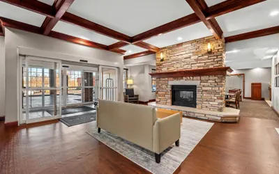 Photo 4 - Country Inn & Suites by Radisson, Red Wing, MN