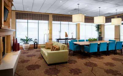 Photo 3 - Hilton Garden Inn Atlanta Airport/Millenium Center