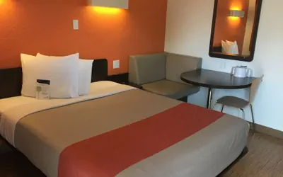 Photo 5 - Motel 6 Ardmore, OK