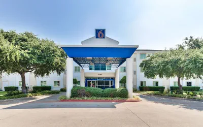 Photo 2 - Motel 6 Lewisville, TX - Dallas