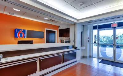 Photo 3 - Motel 6 Lewisville, TX - Dallas