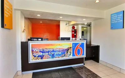 Photo 4 - Motel 6 Kingsville, TX