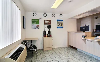Photo 3 - Motel 6 Fort Stockton, TX